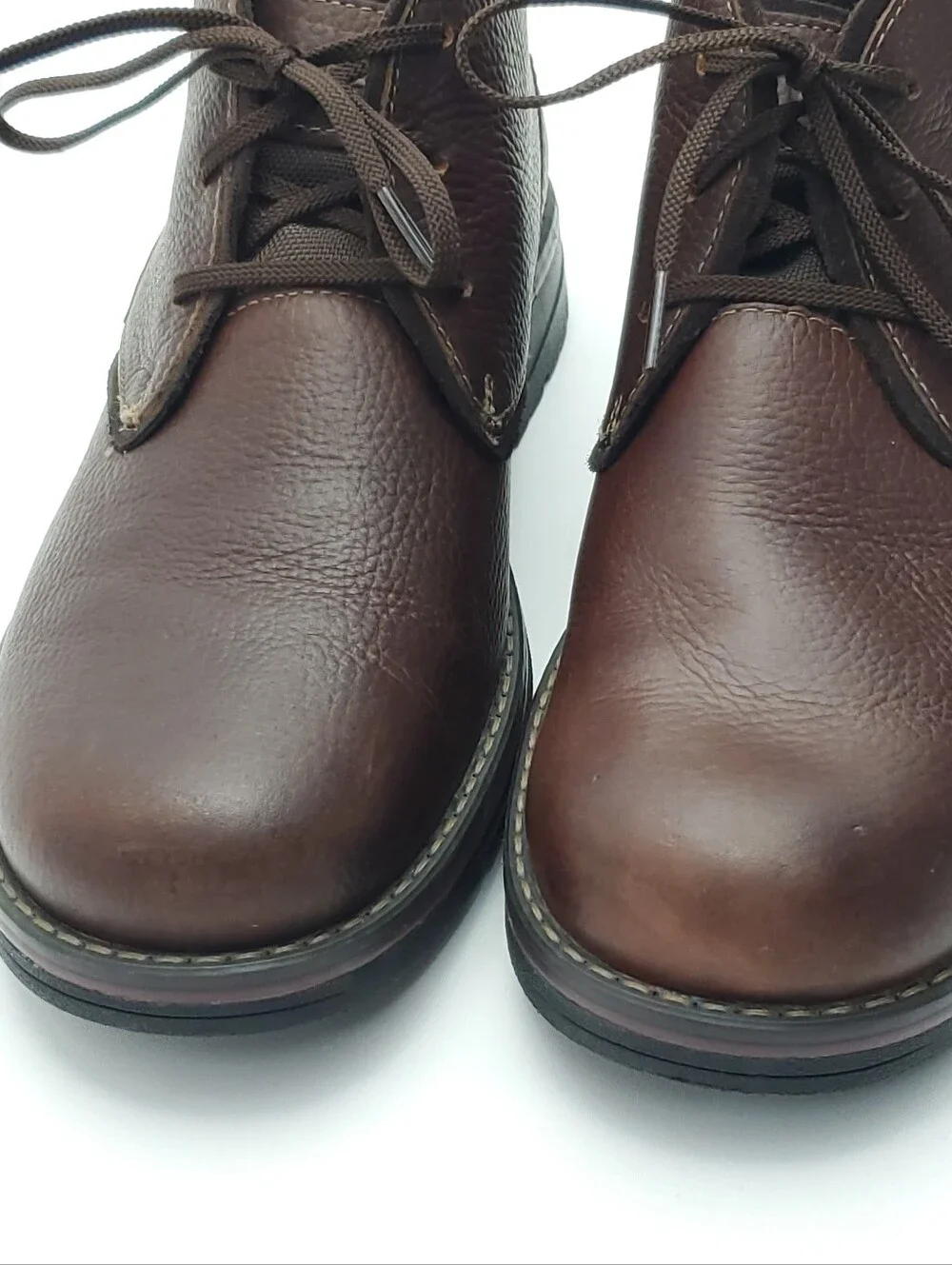 NEW Clarks Morris Peak Waterproof Brown Leather Chukka Boots Mens Size 8.5 Wide